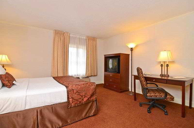 Red Roof Inn & Suites Гейзлтон Номер фото